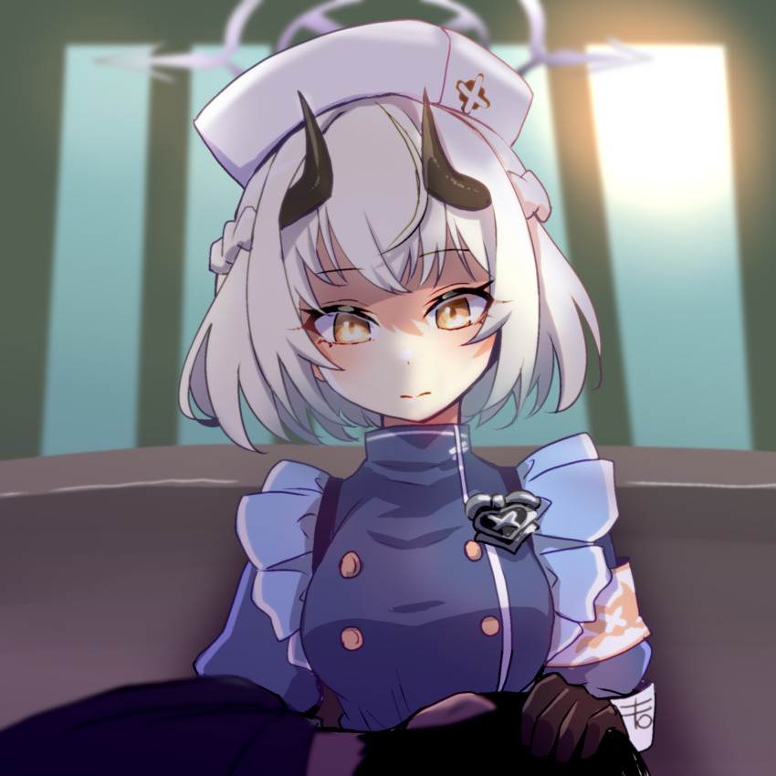 1boy 1girl blue_archive highres horns mengnaidu school_uniform sena_(blue_archive) short_hair white_hair