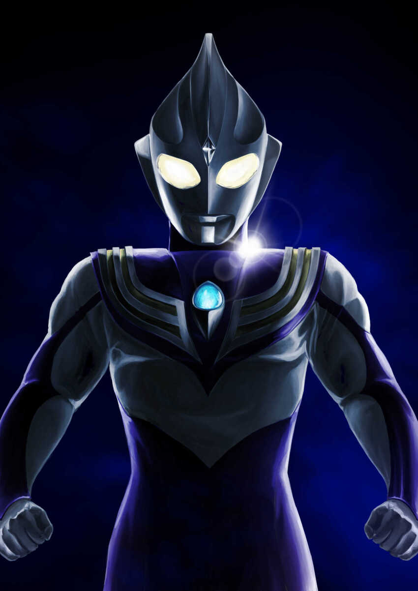 1boy alien armor breastplate clenched_hands color_timer colored_skin commentary compound_eyes cowboy_shot crystal dark_background dorsal_fin forehead_jewel gattyo gem glowing glowing_eyes highres lens_flare looking_at_viewer looking_down male_focus multicolored_skin pectorals purple_skin silver_skin silver_trim solo standing tokusatsu ultra_series ultraman_tiga ultraman_tiga_(series) ultraman_tiga_(sky_type) wrinkled_skin yellow_eyes