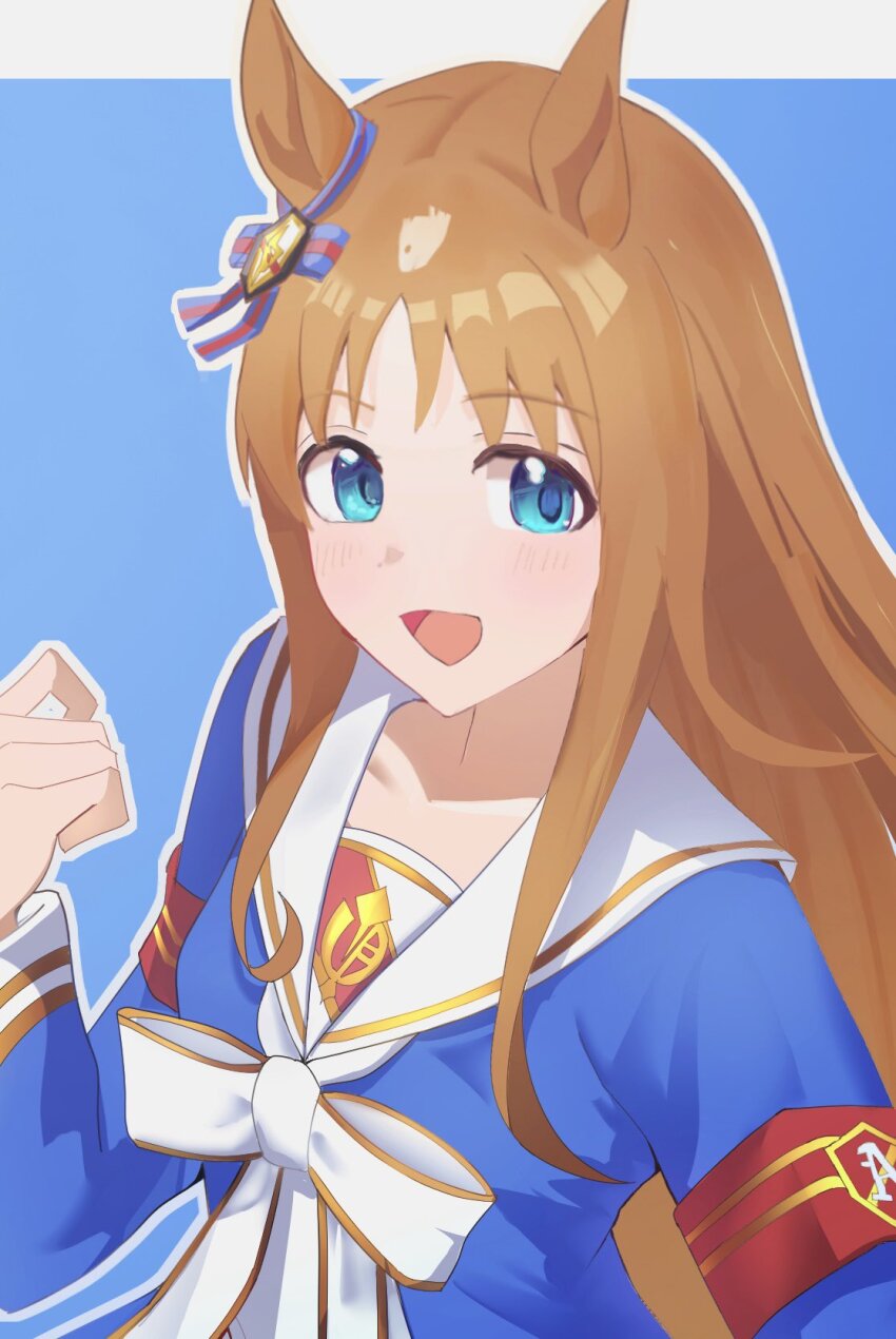 1girl animal_ears armband blue_eyes blue_jacket blush bow breasts brown_hair denryoku_saboten dress ear_bow ear_ornament ear_ribbon grass_wonder_(stone-piercing_blue)_(umamusume) grass_wonder_(umamusume) highres horse_ears horse_girl jacket long_hair long_sleeves looking_at_viewer multicolored_hair open_mouth red_armband sailor_collar simple_background smile solo umamusume upper_body white_hair white_sailor_collar