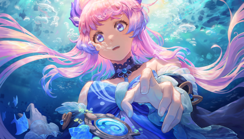 1girl absurdres bare_shoulders blue_eyes bubble choker collarbone fish frilled_choker frills genshin_impact gradient_hair hair_ornament highres karlhe long_hair multicolored_hair open_mouth outstretched_hand pink_hair sangonomiya_kokomi solo underwater vision_(genshin_impact)