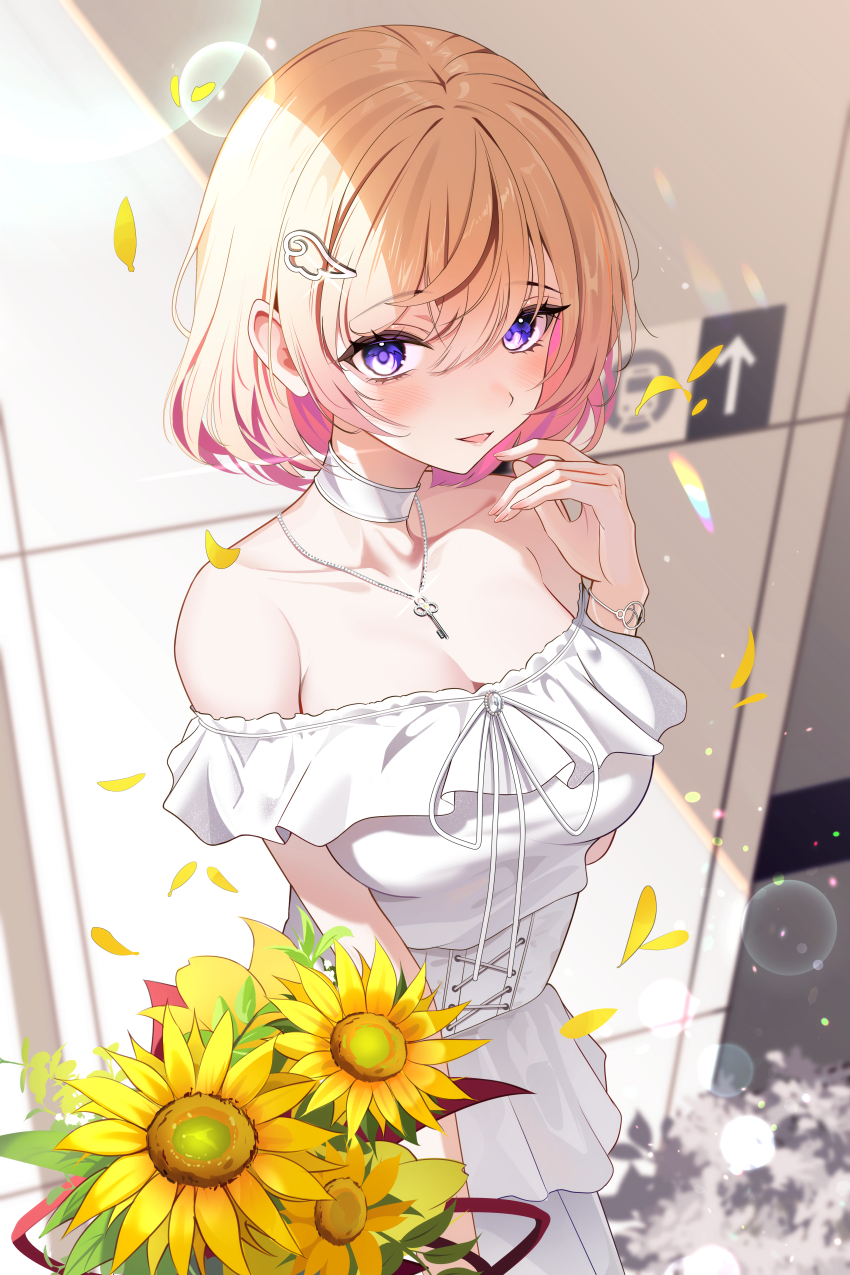 1girl absurdres bare_shoulders blonde_hair blush breasts choker cleavage dress flower gradient_hair hair_ornament hairclip highres large_breasts looking_at_viewer multicolored_hair off-shoulder_dress off_shoulder original pink_hair purple_eyes sikimosh smile solo white_choker white_dress