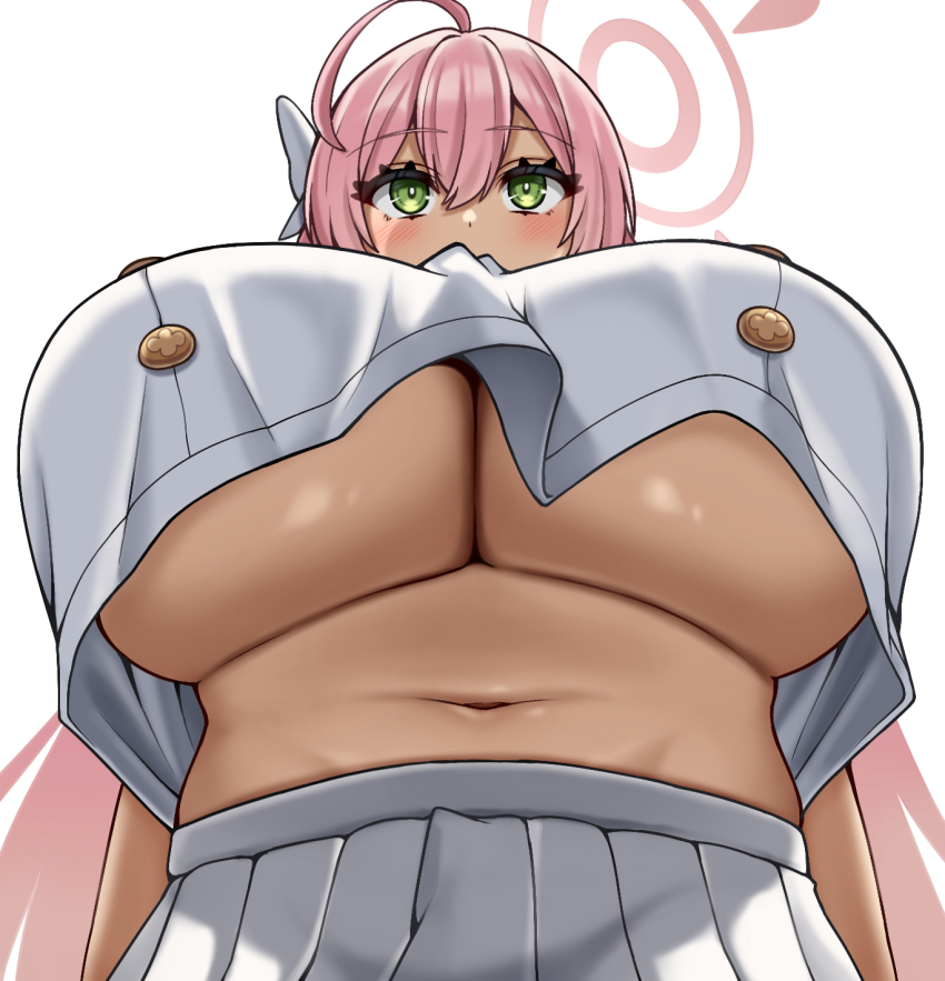 1girl ahoge blue_archive blush bow breasts cleavage from_below gigantic_breasts green_eyes hair_bow halo hanako_(blue_archive) highres huge_breasts long_hair navel no_bra pink_hair school_uniform shirt shirt_overhang skirt solo underboob white_background white_bow white_shirt white_skirt zawashi_(zawashio1013)