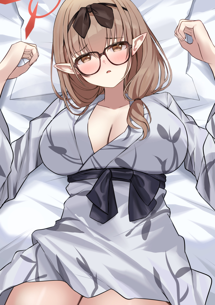 1girl black_bow black_hairband black_sash blue_archive blush bow breasts brown_eyes brown_hair chinatsu_(blue_archive) chinatsu_(hot_spring)_(blue_archive) cleavage collarbone glasses grey_kimono hairband halo highres japanese_clothes kimono large_breasts long_hair looking_at_viewer lying mi_taro333 official_alternate_costume pointy_ears red_halo sash solo thighs