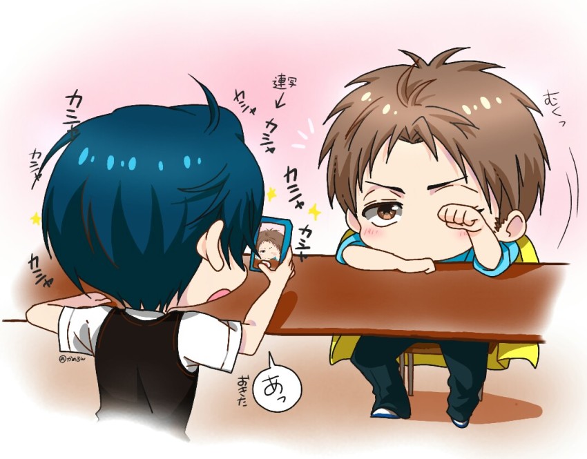 10s 1boy 1girl ahoge blue_hair brown_eyes brown_hair cellphone chibi gekkan_shoujo_nozaki-kun hori_masayuki jacket jacket_on_shoulders kameron kashima_yuu phone reverse_trap rubbing_eyes short_hair signature smartphone sweater_vest table taking_picture translated waking_up