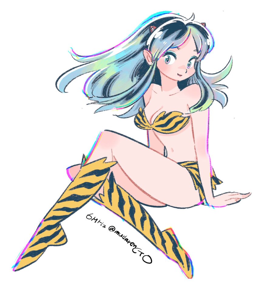 1girl animal_print artist_name bikini boots breasts collarbone commentary cone_horns full_body gradient_hair green_hair highres horns knee_boots long_hair looking_at_viewer lum muda_rengou_to_ziggy_stardust multicolored_hair navel pointy_ears print_bikini print_boots sidelocks simple_background solo swimsuit symbol-only_commentary tiger_print urusei_yatsura white_background