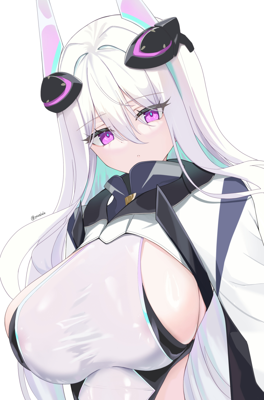 1girl aqua_pupils artist_name azur_lane blush breasts commentary_request cropped_jacket hair_between_eyes headgear highres horns jacket kearsarge_(azur_lane) large_breasts leotard long_hair mechanical_horns multicolored_leotard parted_lips purple_eyes purple_leotard sideboob sideless_leotard simple_background solo taut_leotard two-tone_leotard uaru white_background white_jacket white_leotard