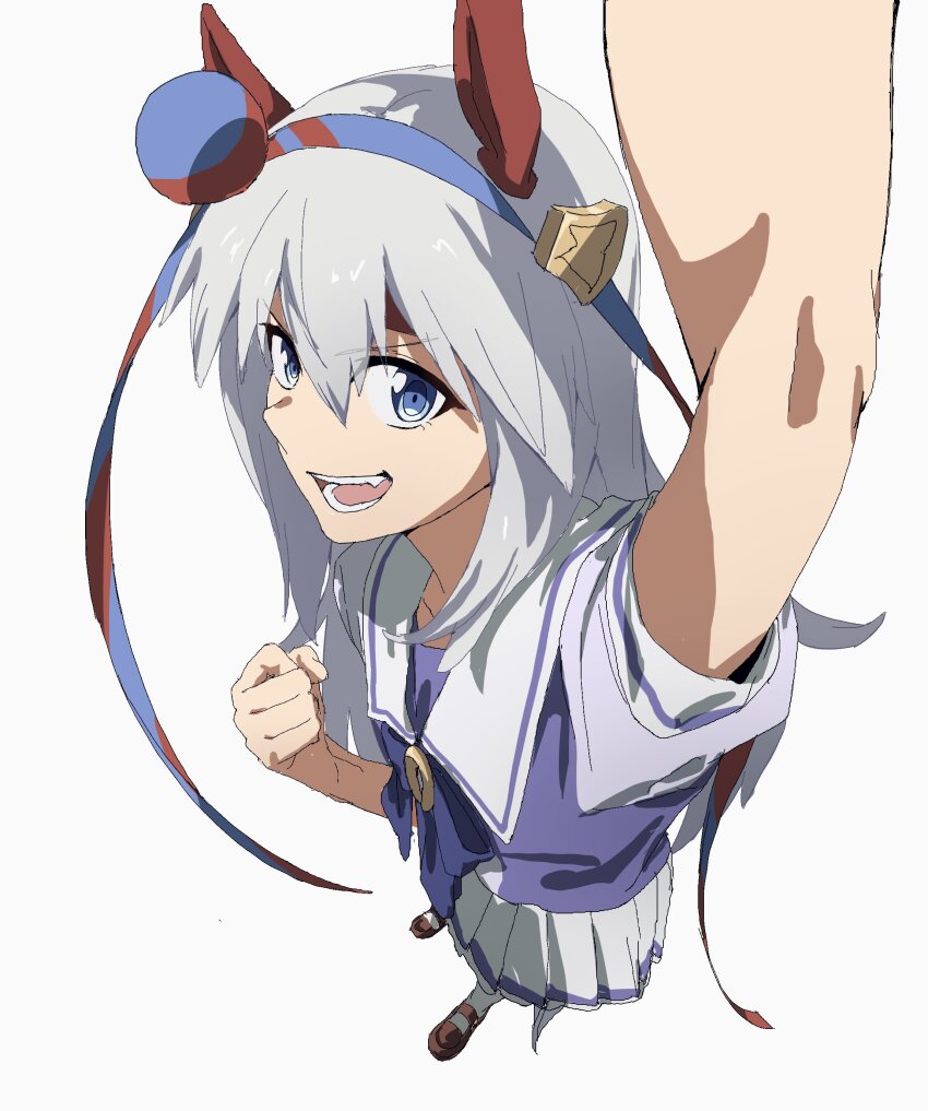 1girl absurdres animal_ears blue_eyes bow ear_bow grey_hair hairband headband highres horse_ears horse_girl horse_tail school_uniform solo striped_clothes striped_hairband tail tamamo_cross_(umamusume) umamusume umamusume:_cinderella_gray white_background wqdofjpeqs63235