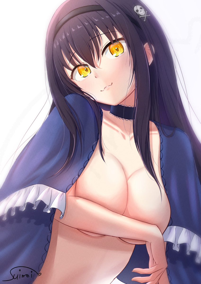 1girl :3 absurdres black_choker black_hair black_hairband blue_capelet blush bone_hair_ornament breasts capelet choker cleavage closed_mouth collarbone commentary covering_breasts covering_privates film_grain frilled_capelet frilled_choker frills hair_between_eyes hair_ornament hair_over_shoulder hairband head_tilt highres kushima_kamome large_breasts long_hair looking_at_viewer no_bra sidelocks signature simple_background skull_and_crossbones skull_hair_ornament smile solo split_mouth straight_hair suimei_(ramebi3) summer_pockets upper_body white_background yellow_eyes