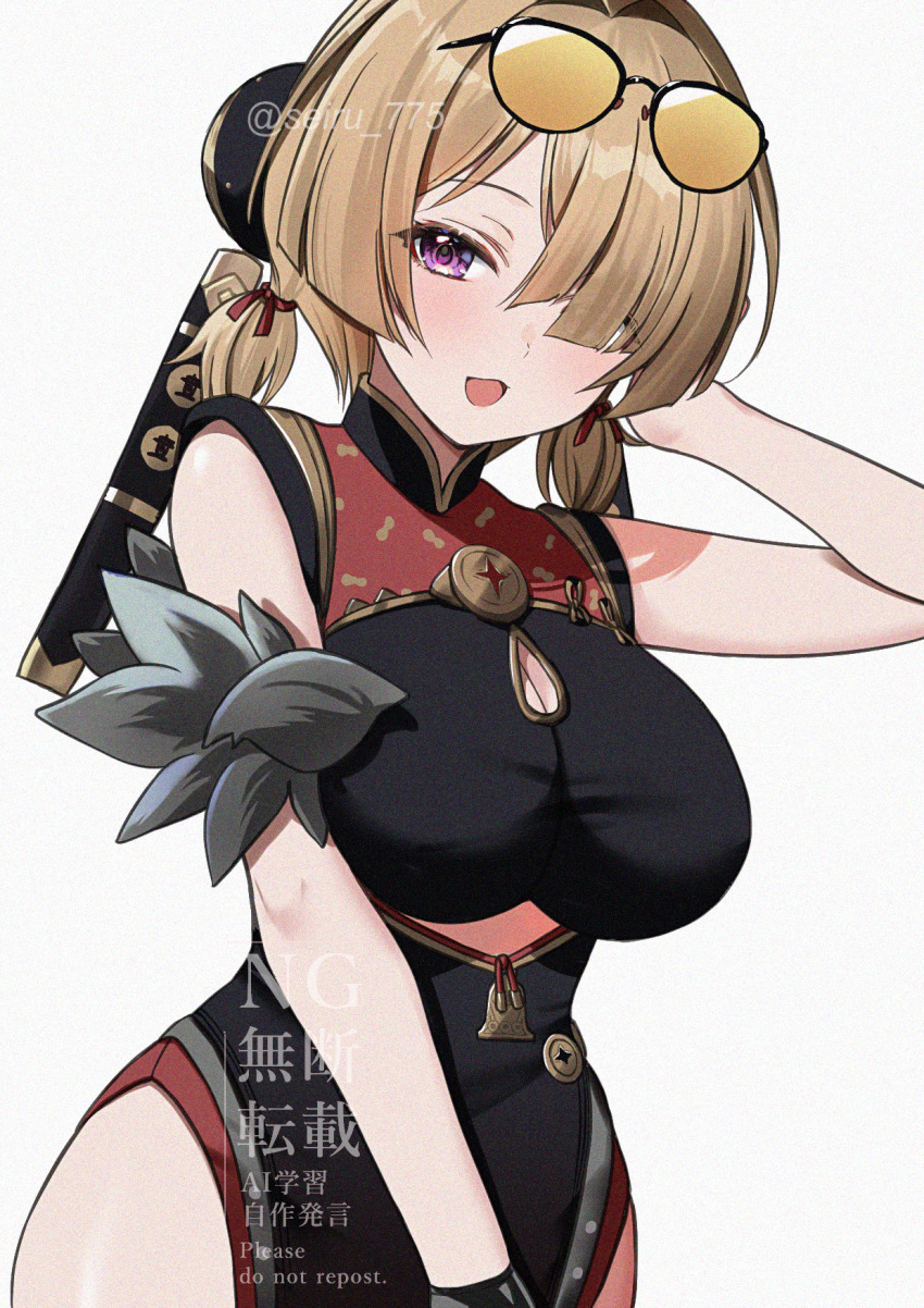 1girl ahoge bare_shoulders black_dress black_gloves blush breasts brown_hair china_dress chinese_clothes dress eyewear_on_head gloves hair_ornament hair_over_one_eye highres large_breasts looking_at_viewer low_twintails open_mouth orange-tinted_eyewear pelvic_curtain purple_eyes red_dress seiru_(prairie) short_hair short_twintails side_slit smile solo sunglasses sweety_(zenless_zone_zero) tinted_eyewear twintails two-tone_dress zenless_zone_zero