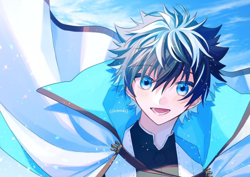 1boy black_hair blue_cloak blue_eyes cape charlemagne_(fate) charlemagne_(first_ascension)_(fate) cloak fate/grand_order fate_(series) hair_between_eyes highres looking_at_viewer male_focus multicolored_hair shirt short_hair smile solo streaked_hair tomato_(otom67) twitter_username two-sided_cape two-sided_fabric two-tone_hair white_cape white_cloak white_hair