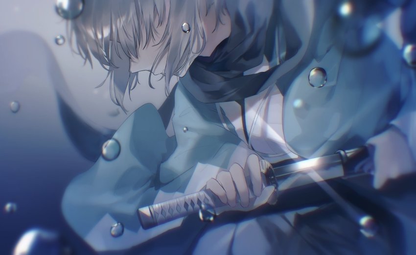 1girl fate/grand_order fate_(series) haori highres holding holding_sword holding_weapon incoming_attack japanese_clothes katana kimono mipi okita_souji_(fate) okita_souji_(koha-ace) scarf short_hair silver_hair solo sword upper_body weapon