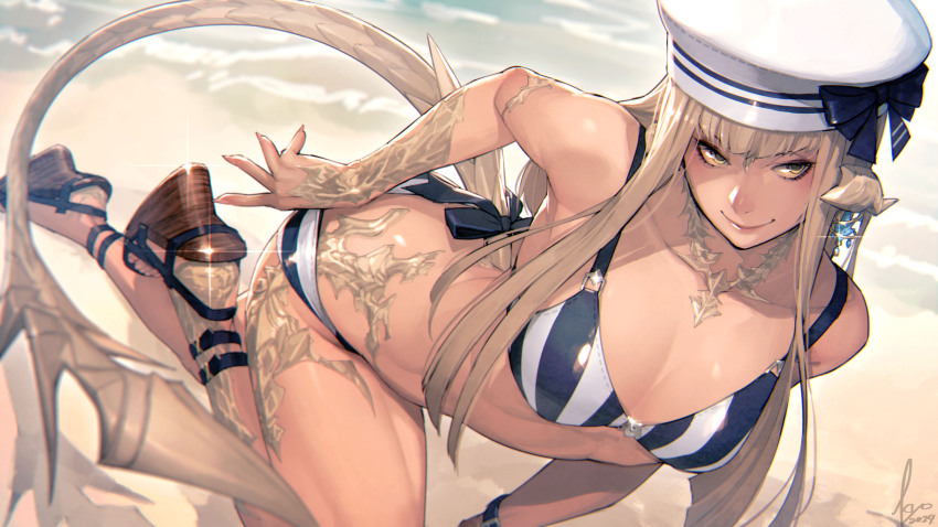 1girl absurdres au_ra beach bikini blonde_hair bow breasts character_request dragon_tail final_fantasy final_fantasy_xiv hat highres kyo_(kuroichigo) long_hair sandals scales smile solo striped_bikini striped_clothes swimsuit tail yellow_eyes