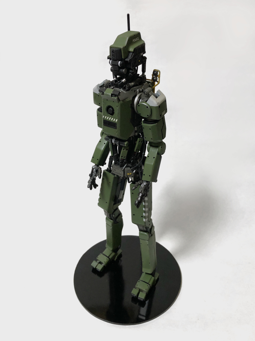 absurdres bad_id bad_twitter_id from_above highres humanoid_robot kusami_toka_naku_au looking_ahead model_kit model_kit_(medium) no_humans non-humanoid_robot original photo_(medium) piston police radio_antenna robot science_fiction standing unconventional_media