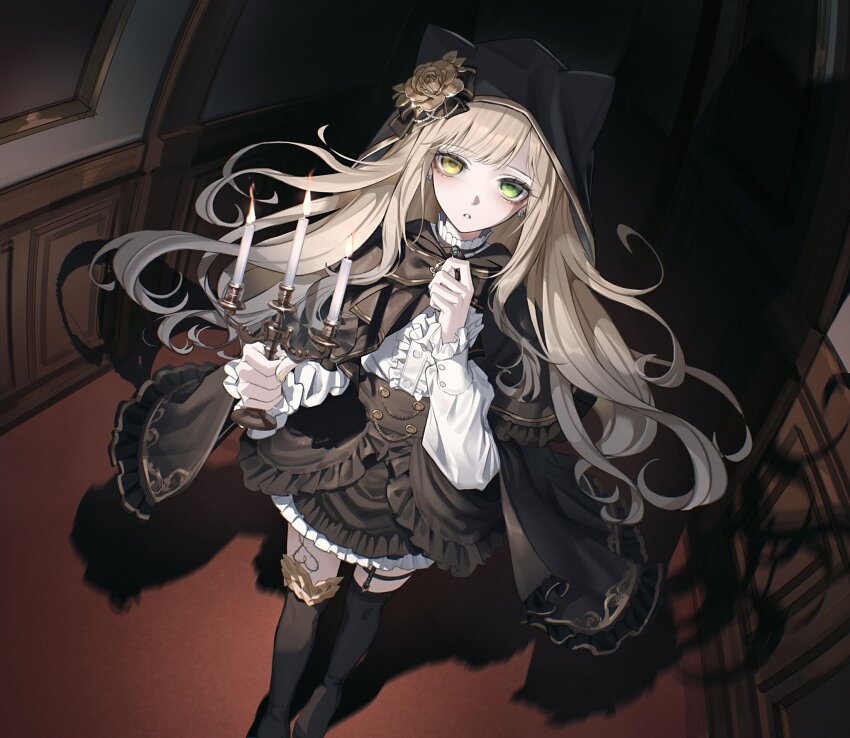 1girl black_thighhighs blonde_hair brown_cloak brown_skirt candle cloak dark_background earrings frills green_eyes hallway heterochromia highres holding holding_candle hood hood_up hooded_cloak ibara_muan indie_virtual_youtuber jewelry long_hair long_sleeves looking_at_viewer moduku shirt skirt solo thighhighs virtual_youtuber white_shirt yellow_eyes