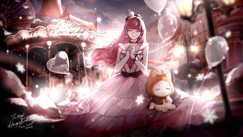 1girl absurdres ahoge amusement_park animal balloon birthday black_bow black_choker blunt_bangs bow bowtie box building carousel cat character_name chinese_commentary choker cloak closed_eyes closed_mouth clothed_animal cloud collarbone commentary_request crown dated dress ear_covers earrings eyelashes eyeliner ferris_wheel floating_hair full_body gold_earrings gown happy happy_birthday heart heart-shaped_box heart_balloon heart_earrings highres hood hood_up hooded_cloak interlocked_fingers jewelry lamppost light_particles long_dress long_hair makeup mini_crown momo_(nikki) necklace nikki_(nikki) nikki_(series) outdoors own_hands_clasped own_hands_together pink_dress pink_eyeliner pink_hair pink_sky red_bow red_bowtie shining_nikki sky sleeveless sleeveless_dress smile snowflakes sparkle stars_zhangzhang string_of_light_bulbs sunset traditional_bowtie very_long_hair waist_bow whiskers white_cat white_crown wind yellow_cloak