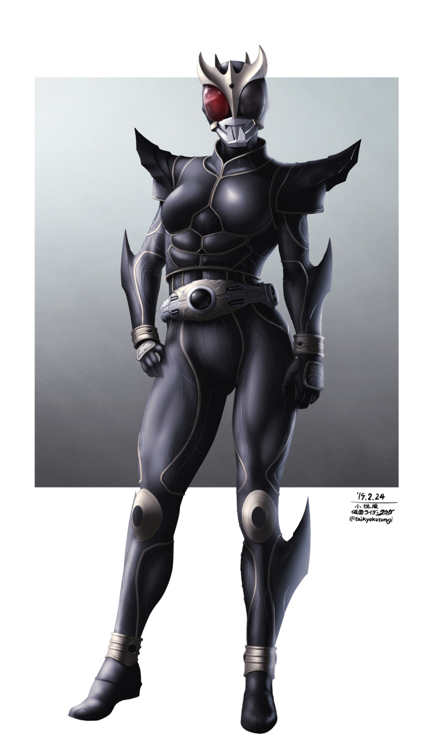 1girl arcle_(kuuga) armor belt black_armor bodysuit breastplate compound_eyes gloves gold_horns hands_on_own_hips helmet highres horns kamen_rider kamen_rider_kuuga kamen_rider_kuuga_(series) kamen_rider_kuuga_(ultimate_form) looking_at_viewer pauldrons red_eyes rider_belt shoulder_armor solo spikes standing taikyoku_tsurugi tokusatsu