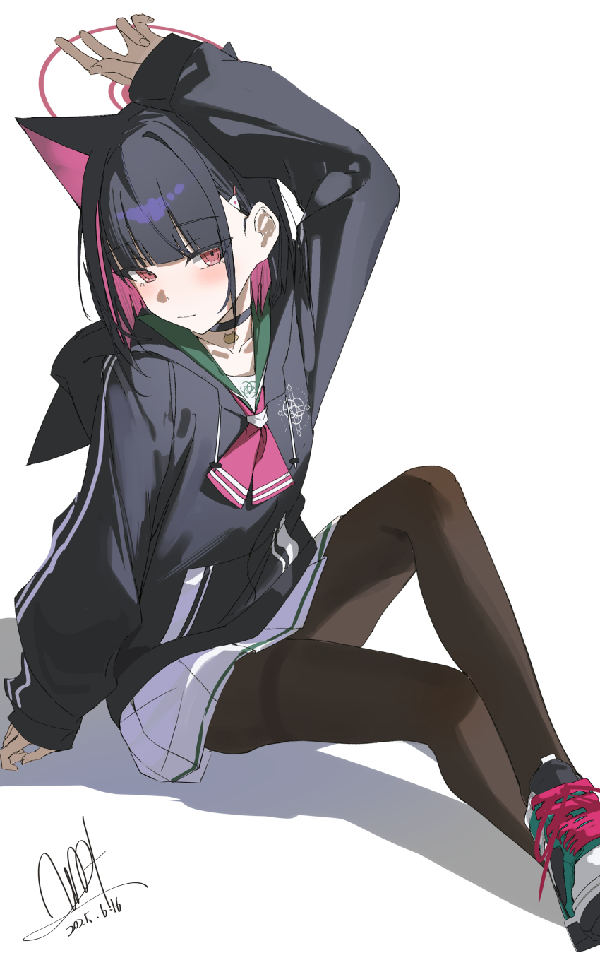 1girl absurdres arm_up ascot black_choker black_hair black_jacket black_pantyhose blue_archive blunt_bangs blunt_ends blush cat_choker choker closed_mouth colored_inner_animal_ears colored_inner_hair extra_ears green_sailor_collar green_shoes hair_ornament hairclip highres jacket kazusa_(blue_archive) multicolored_hair pantyhose pink_ascot pink_eyes qtian sailor_collar shoes short_hair sidelocks skirt solo two-tone_hair white_skirt