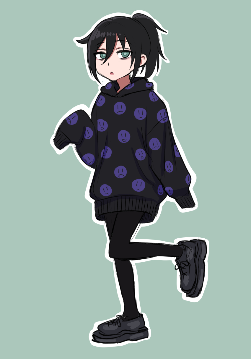 1girl absurdres bags_under_eyes black_hair black_hoodie black_pantyhose black_shoes commentary emoji full_body green_background green_eyes hair_between_eyes highres hood hood_down hoodie koma_neko kuroki_tomoko leg_up long_hair long_sleeves looking_at_viewer open_mouth outline pantyhose ponytail print_hoodie sad_emoji shoes sidelocks simple_background sleeves_past_fingers sleeves_past_wrists smile_emoji solo standing standing_on_one_leg triangle_mouth watashi_ga_motenai_no_wa_dou_kangaetemo_omaera_ga_warui! white_outline