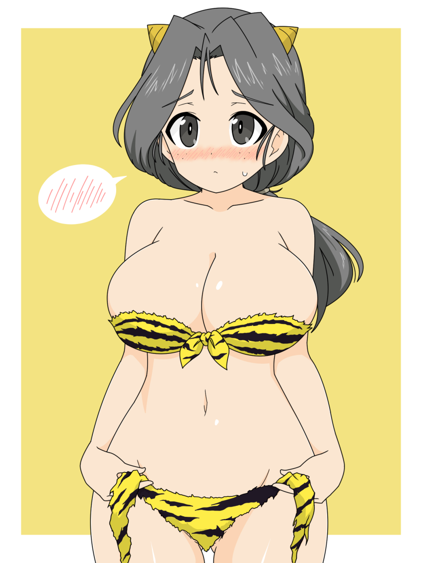 1girl animal_print bikini blush breasts cleavage closed_mouth commentary cone_horns cowboy_shot freckles front-tie_bikini_top front-tie_top fur_bikini girls_und_panzer grey_eyes grey_hair groin highres horns ichinose_jun large_breasts light_frown long_hair looking_at_viewer low_ponytail navel piyotan_(girls_und_panzer) ponytail print_bikini setsubun side-tie_bikini_bottom solo spoken_blush standing strapless strapless_bikini sweatdrop swimsuit tiger_print untied_bikini yellow_background yellow_bikini