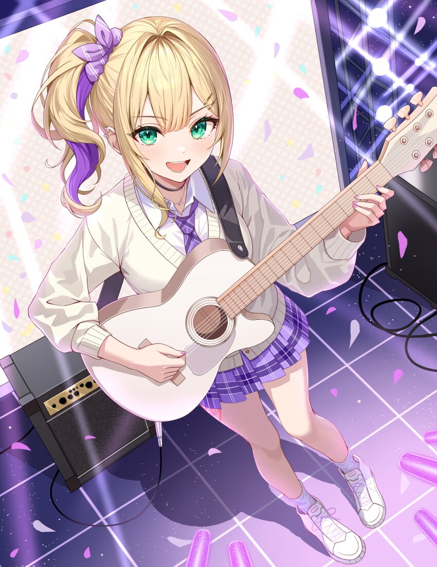 1girl absurdres blonde_hair from_above green_eyes guitar highres holding holding_guitar holding_instrument instrument kurumi_noah long_sleeves looking_at_viewer medium_hair open_mouth outdoors pink_hair school_uniform shoes side_ponytail skirt smile socks stage standing sunamama4788 teeth vest virtual_youtuber vspo! white_shoes white_socks