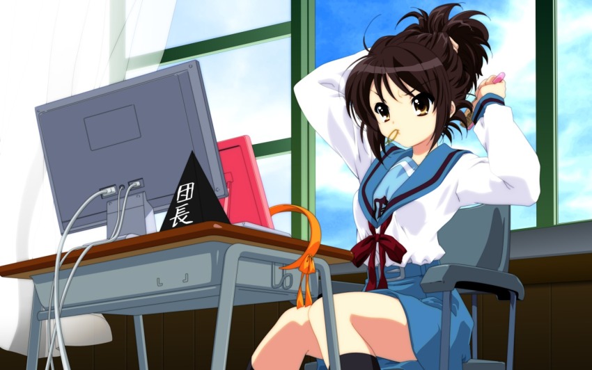 1girl black_socks blue_sailor_collar breasts brown_eyes brown_hair brushing_hair brushing_own_hair classroom collar comb computer danchou_pyramid desk hair_brush ikeda_shouko indoors kita_high_school_uniform legs medium_breasts mouth_hold official_art sailor sailor_collar school_desk school_uniform socks solo suzumiya_haruhi suzumiya_haruhi_no_yuuutsu winter_uniform