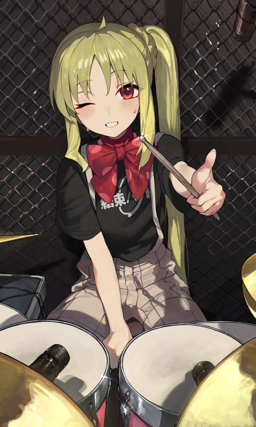 024th 1girl absurdres black_shirt blonde_hair blush bocchi_the_rock! bow bowtie commentary_request drum drumsticks grin highres holding holding_drumsticks ijichi_nijika instrument long_hair looking_at_viewer plaid_clothes plaid_shorts red_bow red_bowtie red_eyes shirt short_sleeves shorts side_ponytail sidelocks sitting smile solo sweat very_long_hair