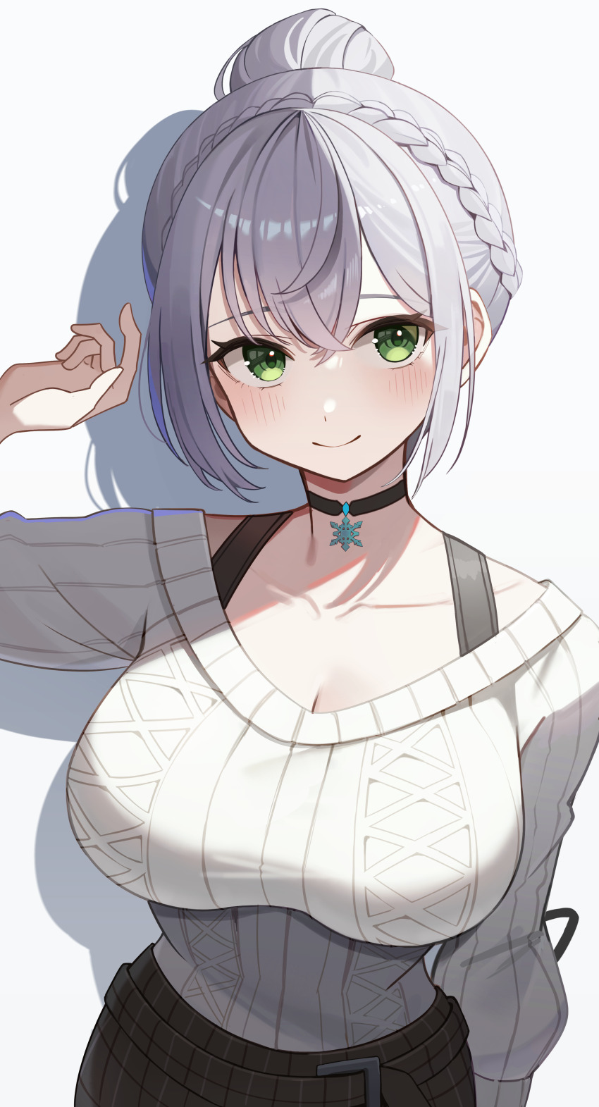 1girl absurdres black_choker braid breasts brown_skirt choker cleavage closed_mouth commentary crown_braid double-parted_bangs green_eyes grey_hair hand_up highres hololive kinsuke_z large_breasts long_sleeves looking_at_viewer official_alternate_costume pendant_choker plaid_clothes plaid_skirt puffy_long_sleeves puffy_sleeves ribbed_sweater shirogane_noel shirogane_noel_(casual) short_hair simple_background skirt smile snowflake_pendant solo sweater sweater_tucked_in symbol-only_commentary virtual_youtuber white_background white_sweater
