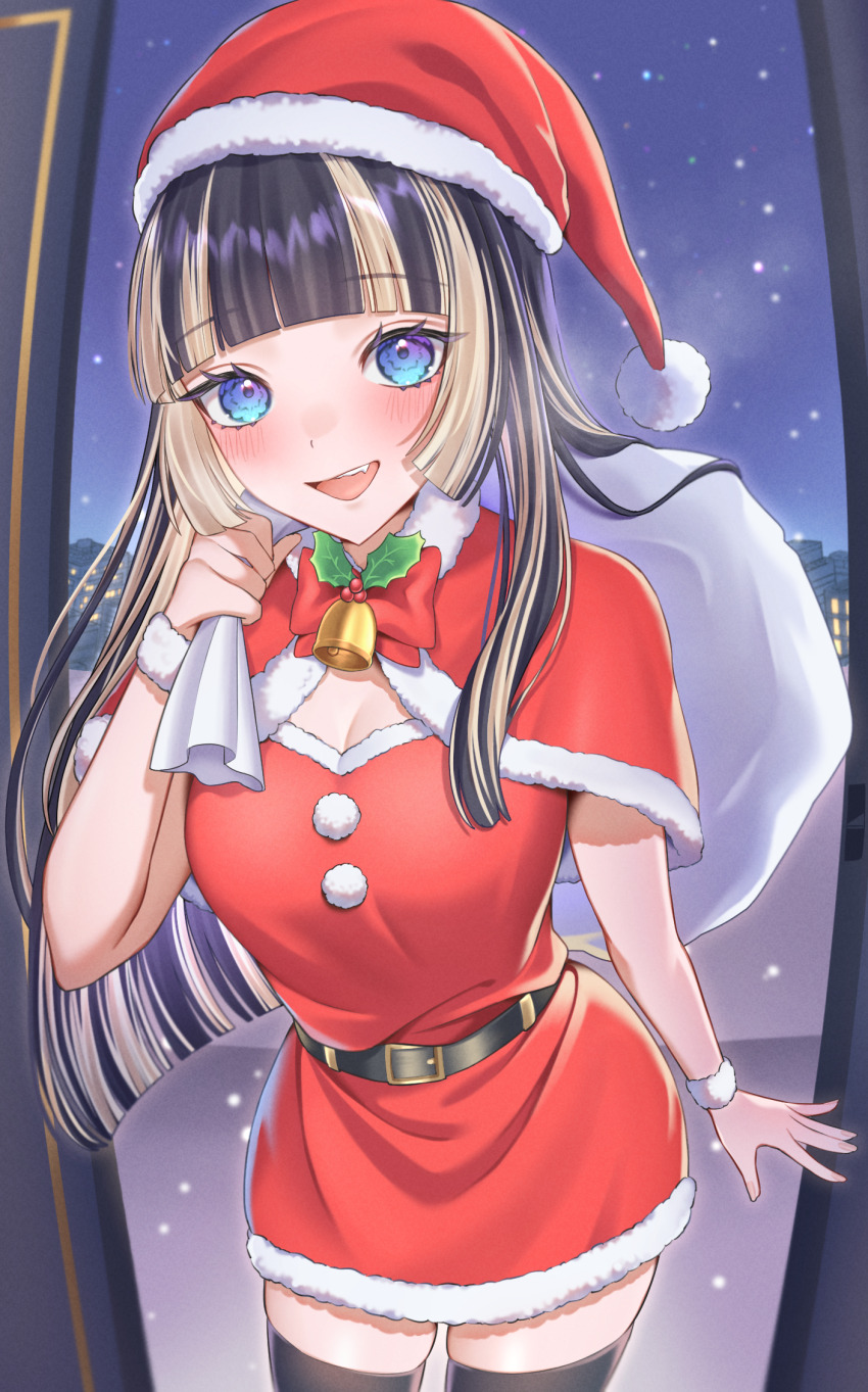 1girl bell belt black_belt black_hair black_thighhighs blonde_hair blue_eyes bow bowtie breasts capelet cleavage dress fur-trimmed_capelet fur-trimmed_dress fur-trimmed_headwear fur_trim hat highres holding holding_sack hololive hololive_dev_is juufuutei_raden long_hair mui_maru neck_bell open_mouth pom_pom_(clothes) red_bow red_bowtie red_capelet red_dress red_hat sack santa_costume santa_hat smile solo thighhighs virtual_youtuber