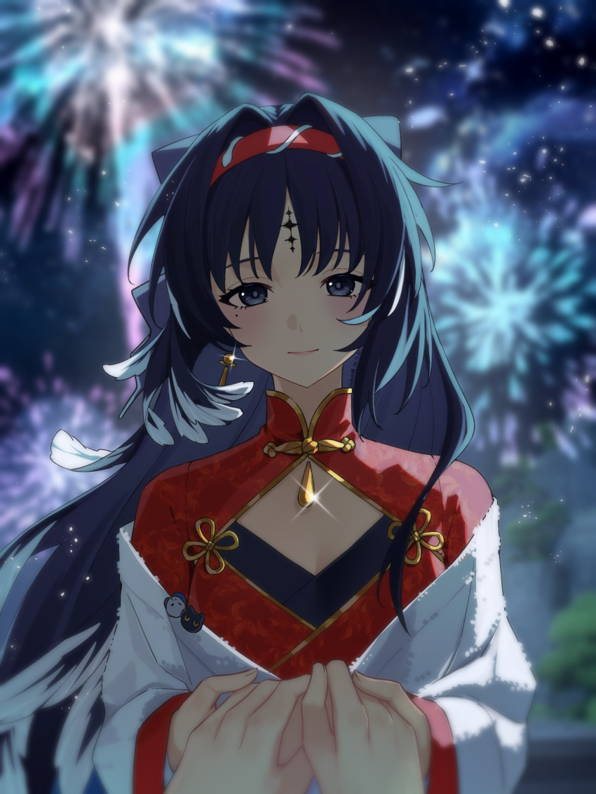 1girl aerial_fireworks alternate_costume black_eyes black_hair blurry blurry_background chinese_clothes closed_mouth clothing_request commentary_request earrings feather_hair fireworks highres jewelry kohane_kun light_blush long_hair looking_at_viewer mole mole_under_eye multicolored_hair night off_shoulder outdoors pov pov_hands smile solo_focus streaked_hair tacet_mark_(wuthering_waves) upper_body very_long_hair wuthering_waves yangyang_(wuthering_waves)
