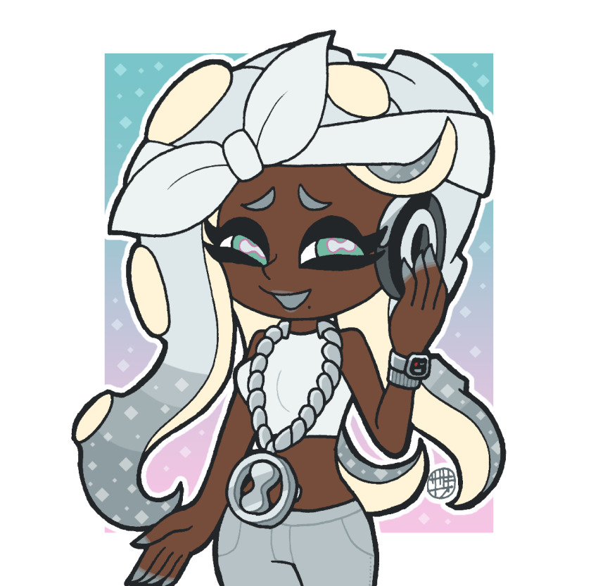 1girl border colored_extremities cowboy_shot crop_top dark-skinned_female dark_skin eyelashes green_eyes grey_hair grey_pants headphones marina_(dj_hyperfresh)_(splatoon) marina_(splatoon) midriff mole mole_under_mouth nintendo octoling pants sasakinao shirt sleeveless sleeveless_shirt solo splatoon_(series) splatoon_2 tentacle_hair white_border white_shirt