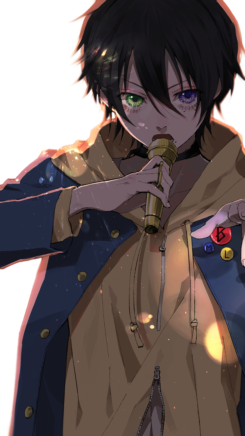 1boy backlighting badge black_hair button_badge drawstring green_eyes hair_between_eyes heterochromia highres holding holding_microphone hood hoodie hypnosis_mic kurosujuu light_particles long_sleeves looking_at_viewer male_focus microphone purple_eyes simple_background solo upper_body white_background yamada_saburo yellow_hoodie zipper