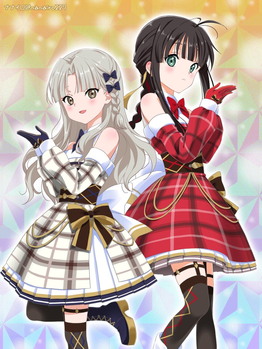 22/7 :d artist_name black_hair black_thighhighs blue_bow blue_bowtie blue_footwear blue_gloves boots bow bowtie braid braided_ponytail christmas detached_sleeves dress feet_out_of_frame fur-trimmed_dress fur_trim garter_straps gloves green_eyes grey_eyes grey_hair hair_bow hair_ribbon highres leg_up long_hair looking_at_viewer nagamine_kaede nanairo_(nanairo227) open_mouth parted_bangs plaid_bow plaid_clothes plaid_dress pleated_dress red_bow red_bowtie red_dress red_gloves red_ribbon ribbon side_braid sidelocks single_braid sleeveless sleeveless_dress smile standing standing_on_one_leg thighhighs wavy_hair white_dress yagami_toa yellow_ribbon
