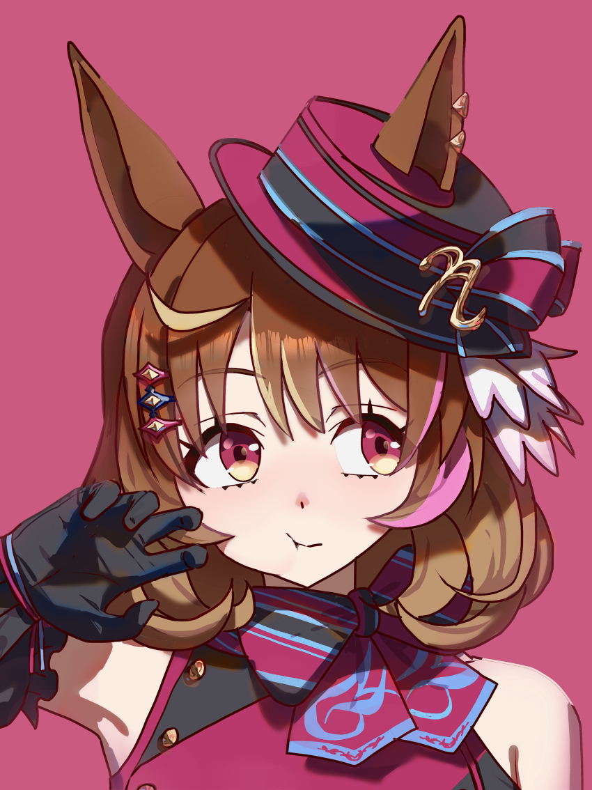 1girl absurdres animal_ears arm_up armpits bare_shoulders barefoot black_gloves bow brown_hair colored_inner_hair commentary_request dress ear_ornament ears_through_headwear gloves gradient_eyes hair_ornament hairclip hat highres horse_ears horse_girl looking_to_the_side multicolored_eyes multicolored_hair no_uwazumi north_flight_(umamusume) pink_background pink_dress pink_hair pink_hat short_hair simple_background solo striped_bow umamusume upper_body