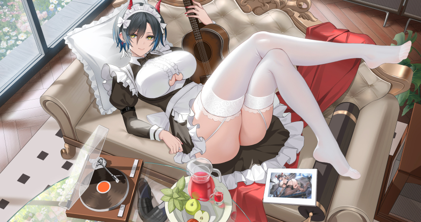 1girl absurdres alternate_breast_size alternate_costume apple azur_lane black_hair breasts chinese_commentary closed_mouth commentary_request couch food friedrich_der_grosse_(azur_lane) fruit full_body garter_straps green_eyes guitar highres horns instrument juice large_breasts long_sleeves looking_at_viewer lying maid maid_headdress on_back phonograph photo_(object) red_horns short_hair smile solo thighhighs thighs ulrich_von_hutten_(azur_lane) white_garter_straps white_thighhighs yijiufantexi