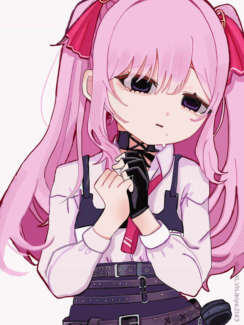 1girl absurdres black_gloves blush breasts gloves goddess_of_victory:_nikke hair_ribbon highres holding long_hair looking_at_viewer mole mole_under_mouth open_mouth pink_hair purple_eyes ribbon shirt shorts solo thighs twintails usagi_satsuki white_shirt yuni_(nikke)