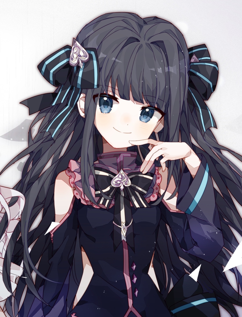 1girl arcaea bare_shoulders black_bow black_bowtie black_hair black_ribbon black_shirt blue_eyes bow bowtie breasts chinese_commentary closed_mouth clothing_cutout commentary_request grey_background hair_ribbon highres light_blush long_hair long_sleeves looking_at_viewer medium_breasts ribbon shio_0585 shirt shoulder_cutout smile solo tairitsu_(arcaea) upper_body