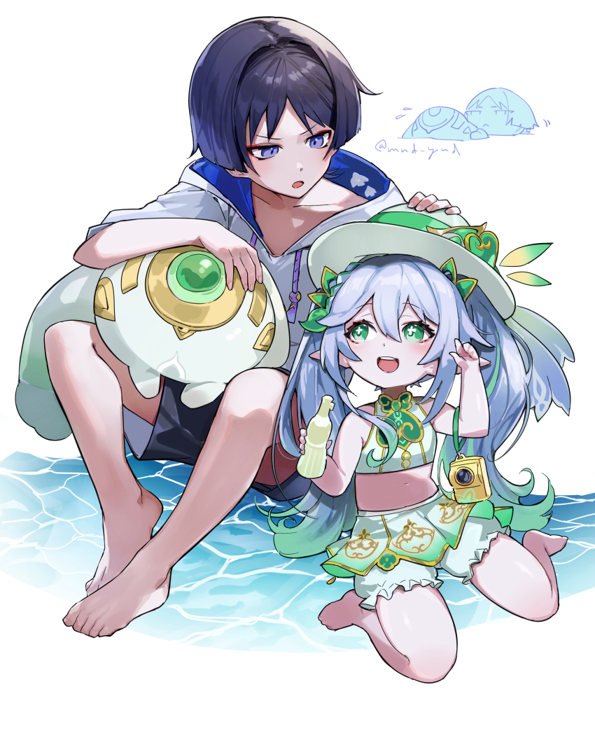 1boy 1girl absurdres alternate_costume alternate_hairstyle arm_up bare_shoulders barefoot black_shorts bloomers blue_hood blunt_ends blush bottle bright_pupils camera creature cross-shaped_pupils drawstring eyelashes eyeliner eyeshadow genshin_impact gold_trim green_eyes green_hair green_skirt hair_between_eyes hair_intakes hand_on_another&#039;s_hat hand_up hat height_difference highres holding holding_bottle hood hood_down hoodie index_finger_raised looking_at_another looking_down looking_up makeup midriff mnd_ynd multicolored_hair nahida_(genshin_impact) navel neo_akasha_terminal open_mouth parted_bangs pointy_ears purple_eyes purple_hair red_eyeliner red_eyeshadow scaramouche_(genshin_impact) short_sleeves shorts sitting sitting_on_liquid skirt streaked_hair sun_hat swimsuit swimsuit_skirt symbol-shaped_pupils teeth twintails twitter_username two-sided_hood underwear uneven_eyes upper_teeth_only v-shaped_eyebrows wanderer_(genshin_impact) wariza white_background white_bloomers white_hair white_hat white_hood white_hoodie white_pupils white_sleeves