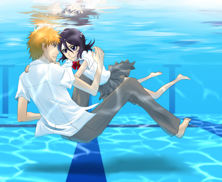 1boy 1girl barefoot black_hair bleach bubble eye_contact hair_between_eyes hands_on_shoulders kuchiki_rukia kurosaki_ichigo looking_at_another orange_hair parted_lips pool purple_eyes reflection school_uniform shizenstyle short_hair smile underwater water
