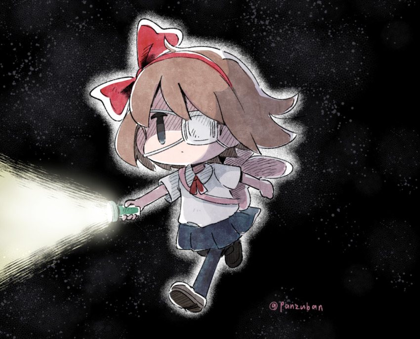 1girl bag chibi dark_background eyepatch flashlight hair_ribbon holding holding_flashlight medical_eyepatch panzuban pleated_skirt protagonist_(yomawari) red_ribbon ribbon shirt shoulder_bag skirt solo white_shirt yomawari yomawari_(series)