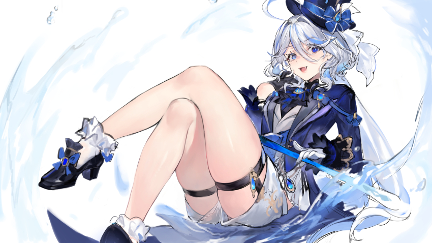 1girl absurdres ahoge black_footwear blue_eyes blue_hat blue_jacket furina_(genshin_impact) genshin_impact hat high_heels highres jacket long_hair looking_at_viewer shorts simple_background smile socks solo thigh_strap thighs top_hat very_long_hair white_background white_hair white_shorts white_socks xiangchizhubijin
