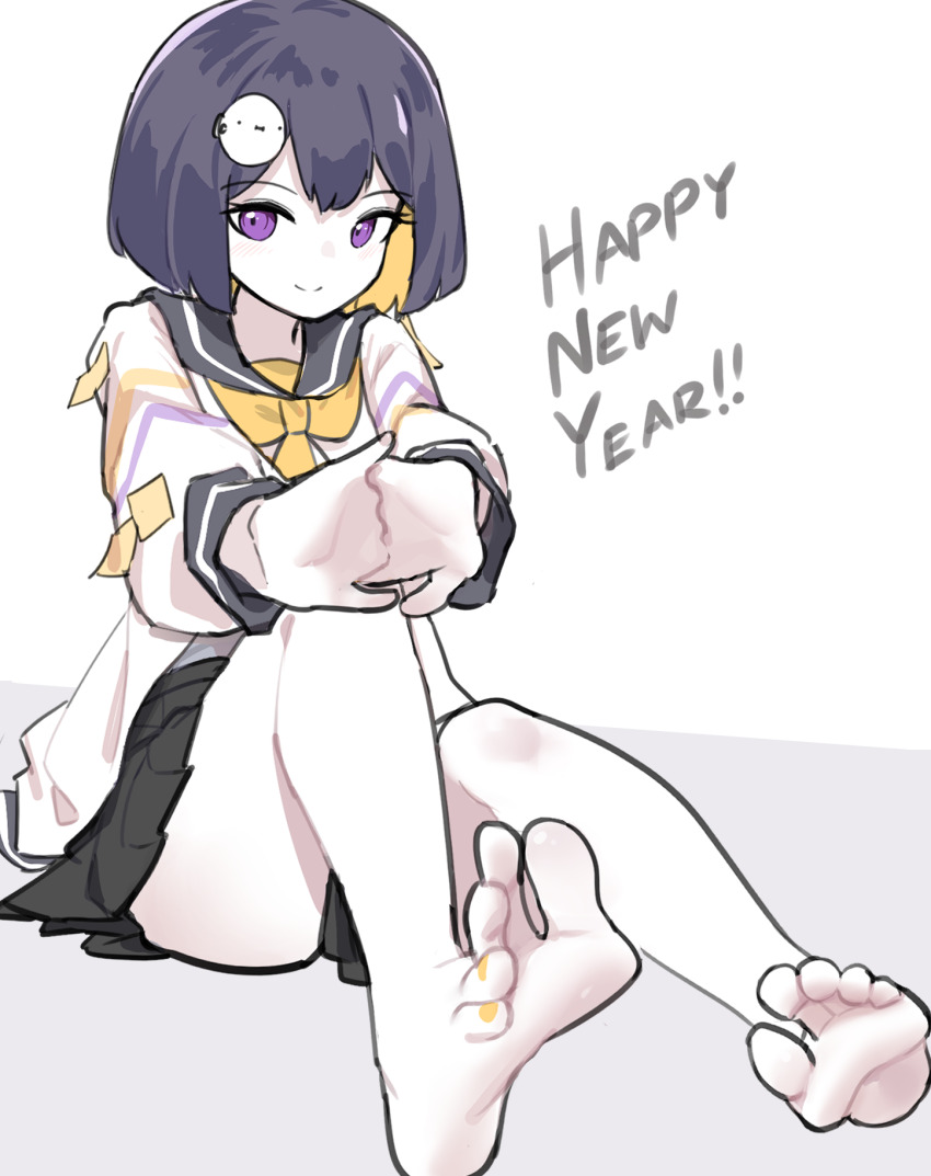 1girl barefoot black_hair feet highres light_blush looking_at_viewer medium_hair pale_skin pompmaker1 purple_eyes school_uniform serafuku smile soles toes