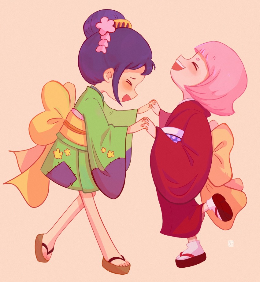 &gt;_&lt; 2girls ^_^ absurdres child closed_eyes commentary dancing english_commentary full_body green_kimono hair_bun highres interlocked_fingers japanese_clothes kimono kurozumi_tama lowrri multiple_girls obi okobo one_piece orange_background pink_hair platform_sandals profile purple_hair red_kimono sandals sash short_hair sidelocks simple_background smile toko_(one_piece) yellow_sash zouri