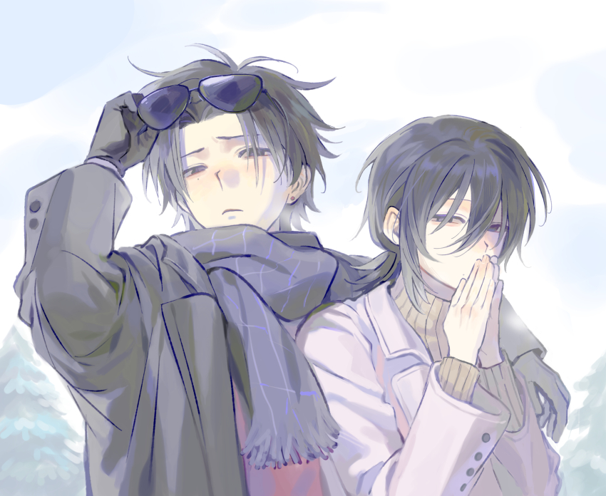 2boys alternate_costume black_eyes black_hair brown_coat coat cold gloves highres jacket long_sleeves male_focus mittens mo_chengwei mole mole_under_eye multiple_boys parted_bangs plaid_clothes plaid_scarf scarf sha_mao_bie_zhou_wo short_hair touqi_guaitan warming_hands white_coat winter_clothes winter_coat zhu_yaoxing