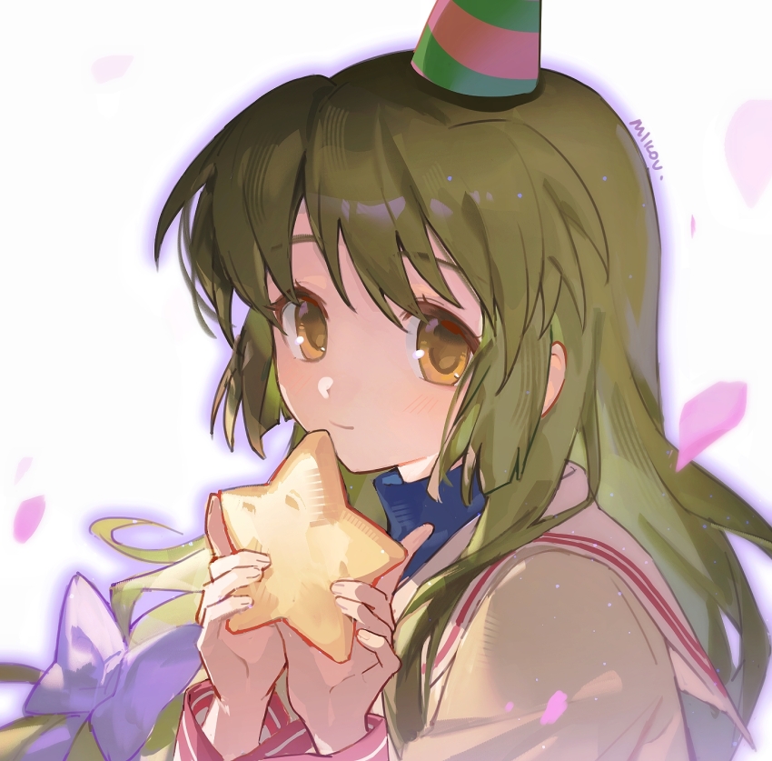 1girl artist_name bow brown_eyes brown_jacket clannad commentary_request falling_petals green_hair hair_bow hat highres hikarizaka_private_high_school_uniform holding holding_star ibuki_fuuko jacket light_blush light_smile long_hair long_sleeves looking_at_viewer mikou_(mikou_minnow) party_hat petals purple_bow sailor_collar school_uniform solo star_(symbol) starfish white_sailor_collar