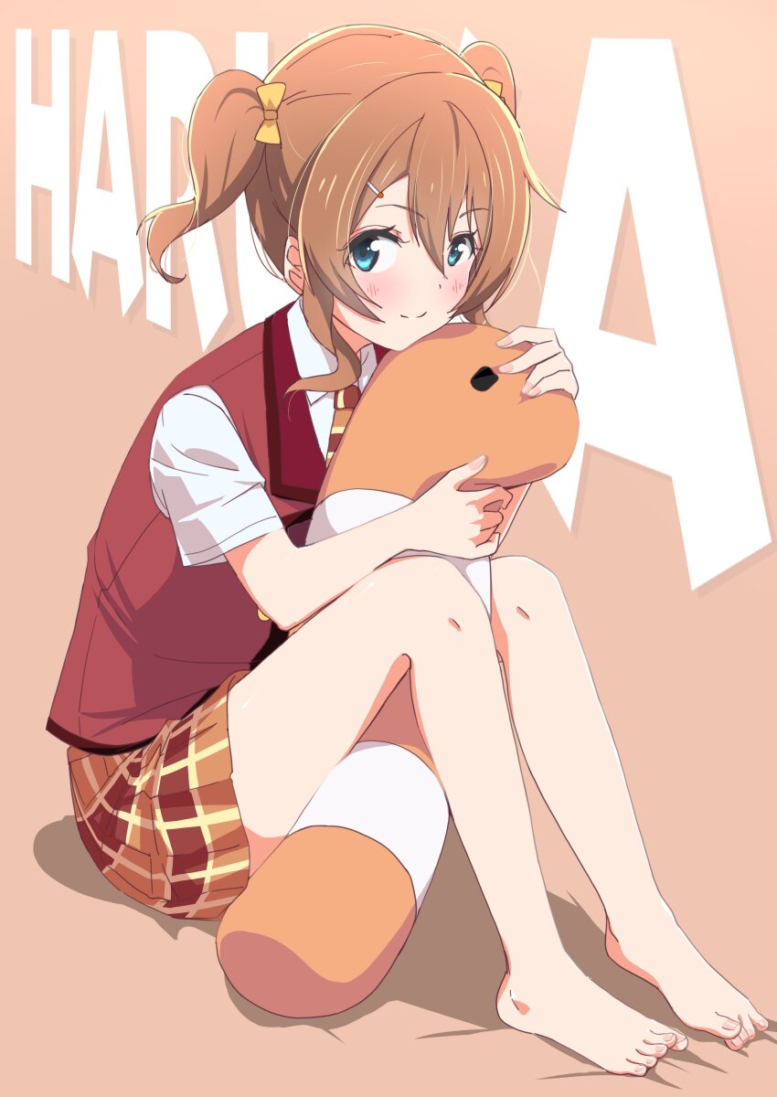 1girl absurdres ajapar barefoot blue_eyes blush closed_mouth collared_shirt commentary_request dress_shirt highres hugging_object konoe_haruka looking_at_viewer love_live! love_live!_nijigasaki_high_school_idol_club miniskirt necktie orange_necktie orange_skirt plaid_clothes plaid_necktie plaid_skirt red_vest school_uniform shinonome_academy_school_uniform shirt short_hair skirt smile solo split_mouth toes twintails vest white_shirt