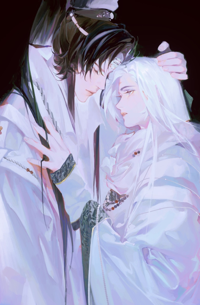 2boys absurdres beads black_background black_hair chinese_clothes circlet closed_eyes closed_mouth facial_mark from_side guan_hat hand_on_another&#039;s_head hand_on_another&#039;s_shoulder hanfu head_down high_ponytail highres huadian jinguang_budaixi long_sidelocks long_sleeves looking_at_another male_focus moranhuishouquandoushigou multicolored_hair multiple_boys parted_lips ponytail qiao_rulai shi_yanwen sidelocks streaked_hair teeth upper_body upturned_eyes white_hair white_hanfu white_sleeves yaoi