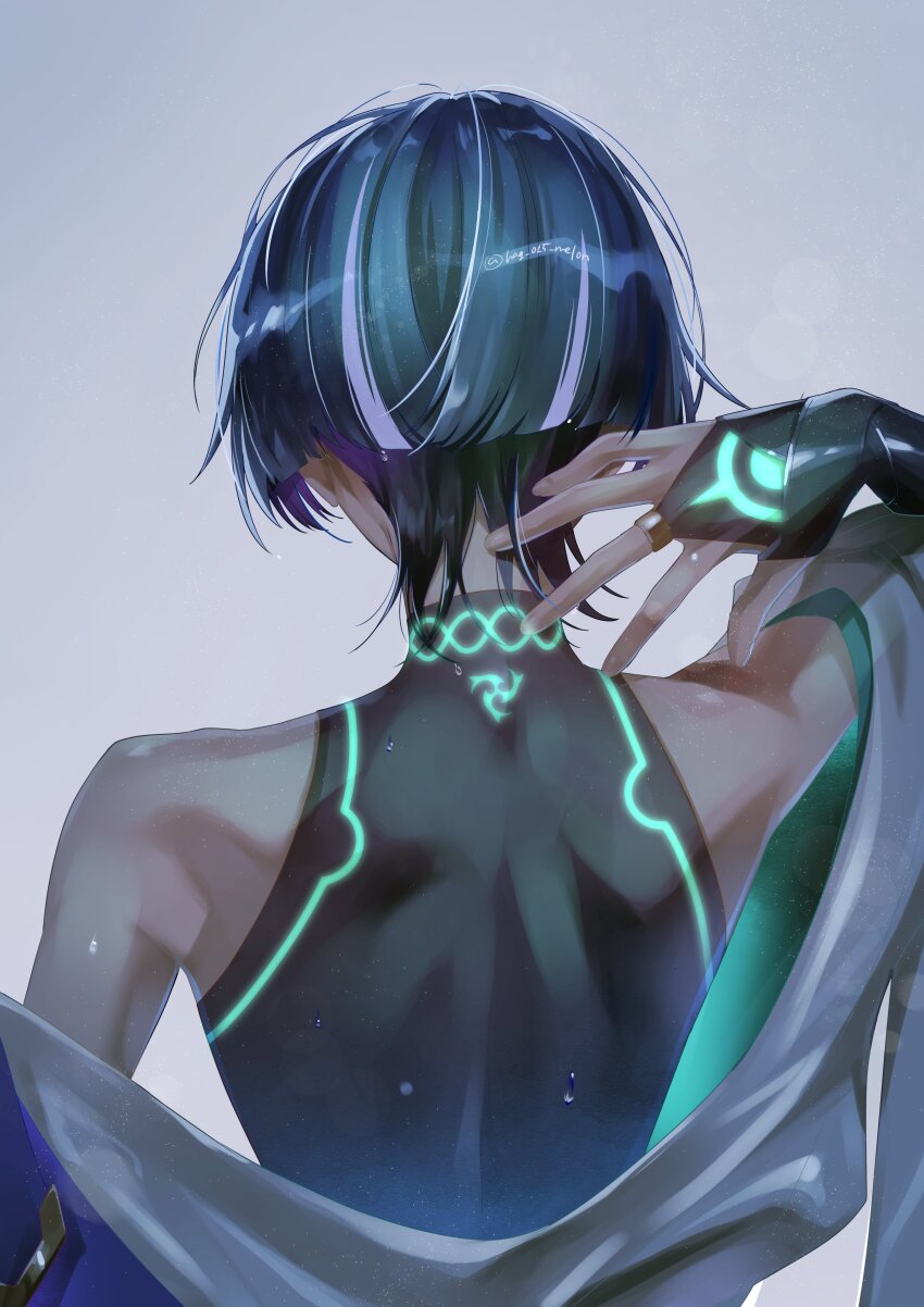 1boy absurdres aqua_sleeves arm_up armor black_bodysuit black_bridal_gauntlets black_hair blue_cape blunt_ends bodysuit bridal_gauntlets cape electro_symbol_(genshin_impact) facing_away fingernails from_behind genshin_impact glowing_markings grey_background grey_hair hag_(hag_015) highres japanese_armor japanese_clothes kimono kote kurokote layered_sleeves male_focus median_furrow mitsudomoe_(shape) multicolored_hair off_shoulder open_hand scaramouche_(genshin_impact) shoulder_blades solo streaked_hair sweat tomoe_(symbol) turtleneck turtleneck_bodysuit twitter_username upper_body wanderer_(genshin_impact) white_kimono white_sleeves
