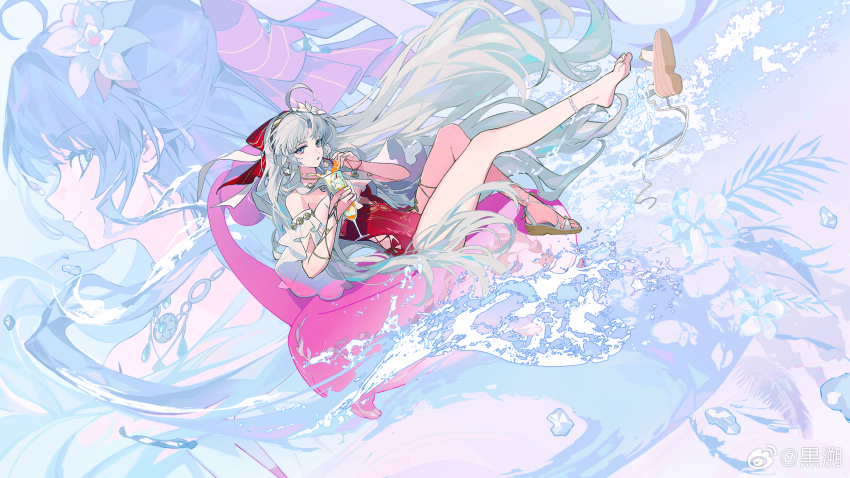 1girl ahoge aqua_eyes bare_legs bare_shoulders bow breasts carlotta_(splashing_summer)_(wuthering_waves) carlotta_(wuthering_waves) chinese_commentary commentary commentary_request cup drinking_glass drinking_straw earrings flower full_body hair_bow hair_flower hair_ornament highres holding holding_cup jewelry kurohush legs long_hair looking_at_viewer medium_breasts multiple_views off-shoulder_one-piece_swimsuit off_shoulder official_alternate_costume one-piece_swimsuit parted_lips pink_bow pink_one-piece_swimsuit sandals single_bare_foot striped_bow swimsuit thighs very_long_hair white_flower white_hair wuthering_waves