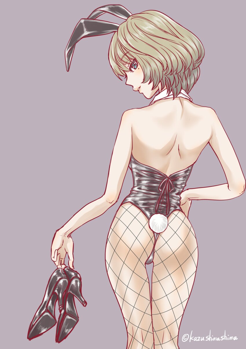 1girl absurdres animal_ears ass back black_shoes blue_eyes bob_cut corset fishnet_pantyhose fishnet_thighhighs fishnets green_eyes green_hair heterochromia high_heels highres hip idolmaster idolmaster_cinderella_girls leotard mole pantyhose playboy_bunny rabbit_ears shimao_kazu shoes shoulder_blades t-back tail takagaki_kaede thighhighs wedgie