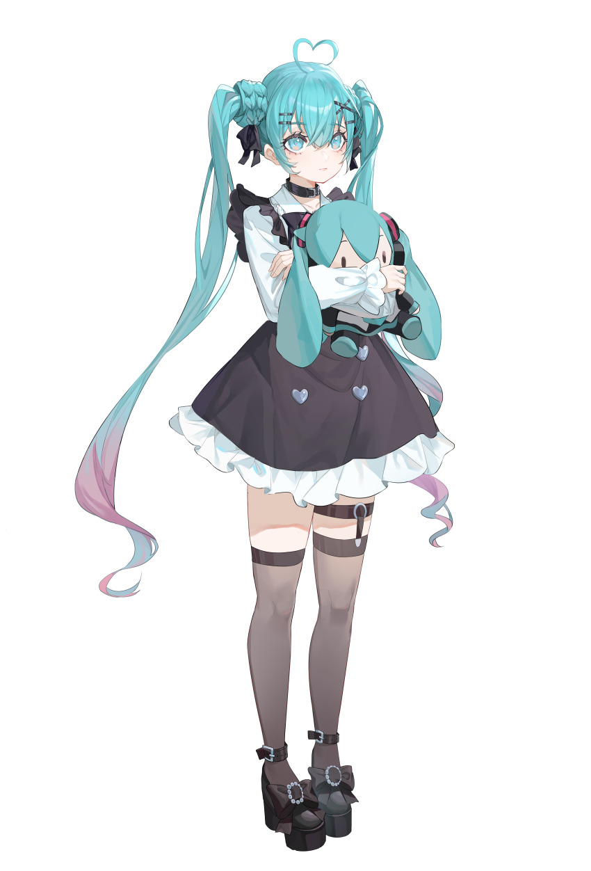 1girl absurdres ahoge aqua_hair black_bow black_collar black_footwear bow bowtie closed_mouth collar collared_shirt commentary commentary_request english_commentary frilled_skirt frills hair_between_eyes hair_bow hair_ornament hairclip hatsune_miku heart heart_ahoge high_heels highres hugging_object kuweichuanxin_jr long_hair long_sleeves platform_footwear platform_heels shirt simple_background skirt solo thigh_strap thighhighs very_long_hair vocaloid white_background white_shirt x_hair_ornament